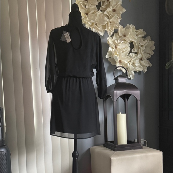 Express Black Long Sleeve Dress - Picture 2 of 2